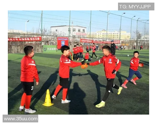 中国10岁足球明星崭露头角未来可期引发全国关注与期待