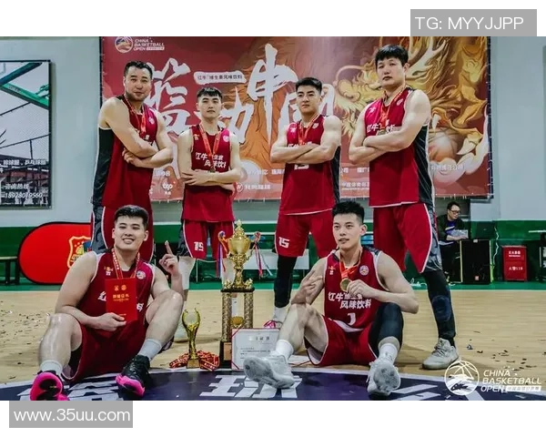 成都篮球队在冠军赛中的默契配合与战术执行分析